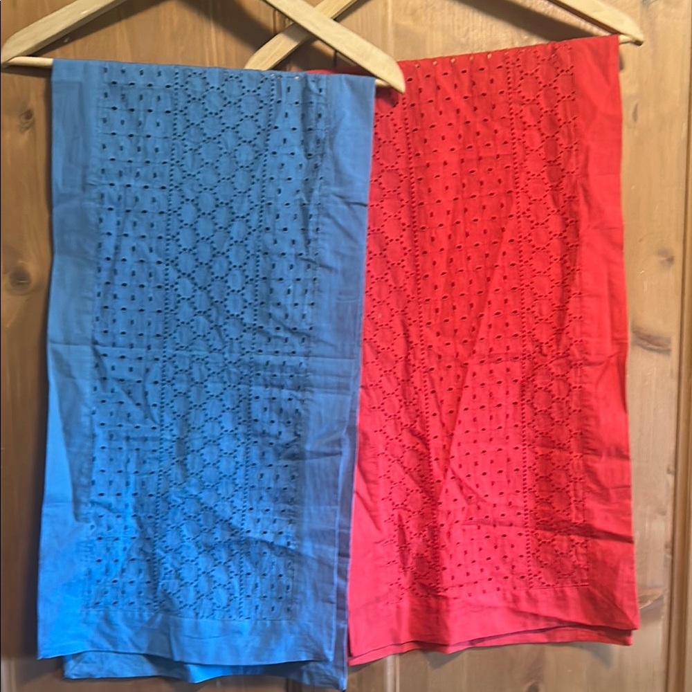 Bundle or 2 Diva Cotton Table Runners; Blue & Red 14 x 72 - Picture 10 of 10